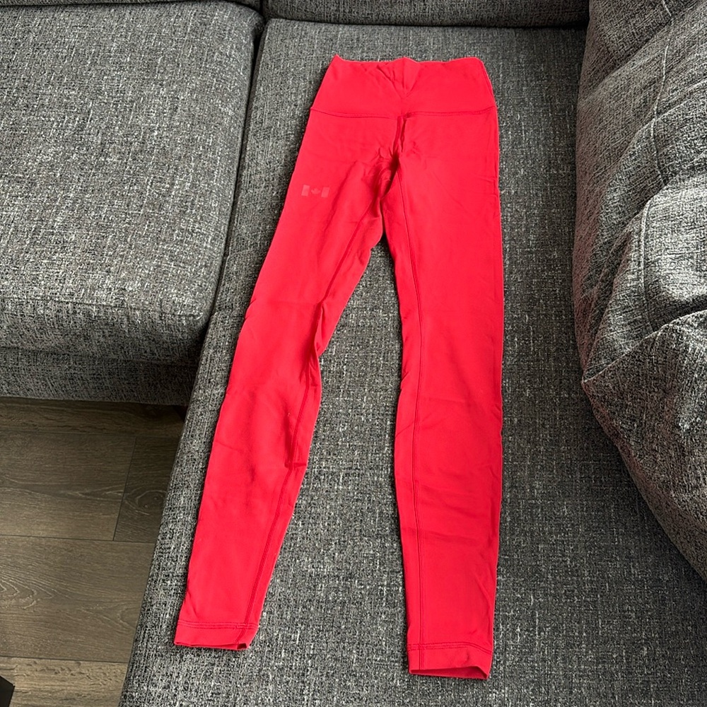 Lululemon Team Canada Wunder Train High-Rise Tight 28" COC Logo in Crimson